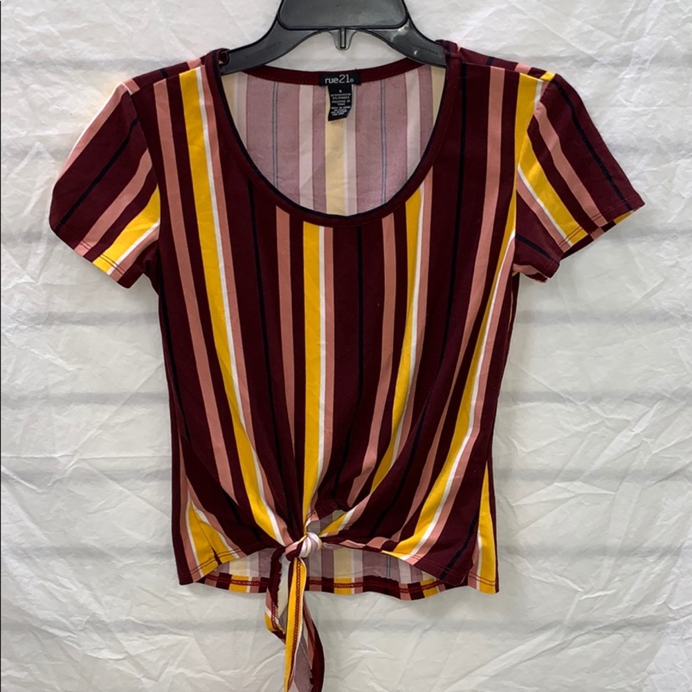 Rue21 Short Sleeve Top